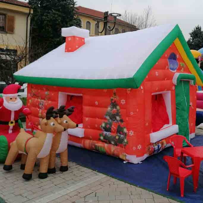 noleggio casa di natale gonfiabile